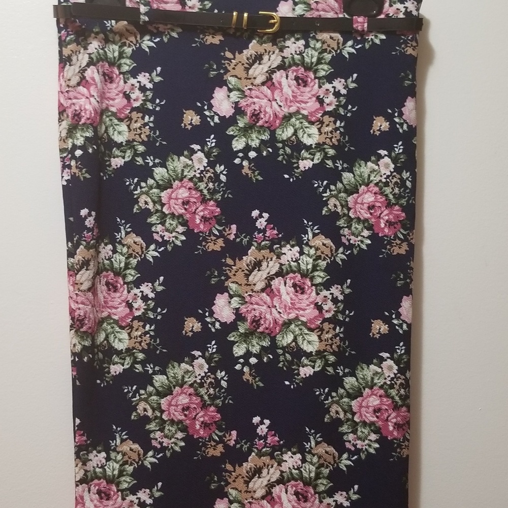 Blue Floral Pencil Skirt